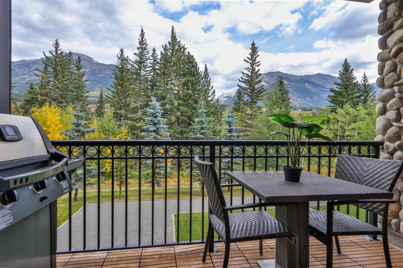 The Mountaineer By Instantsuites Pool & Hottub Кенмор Екстер'єр фото