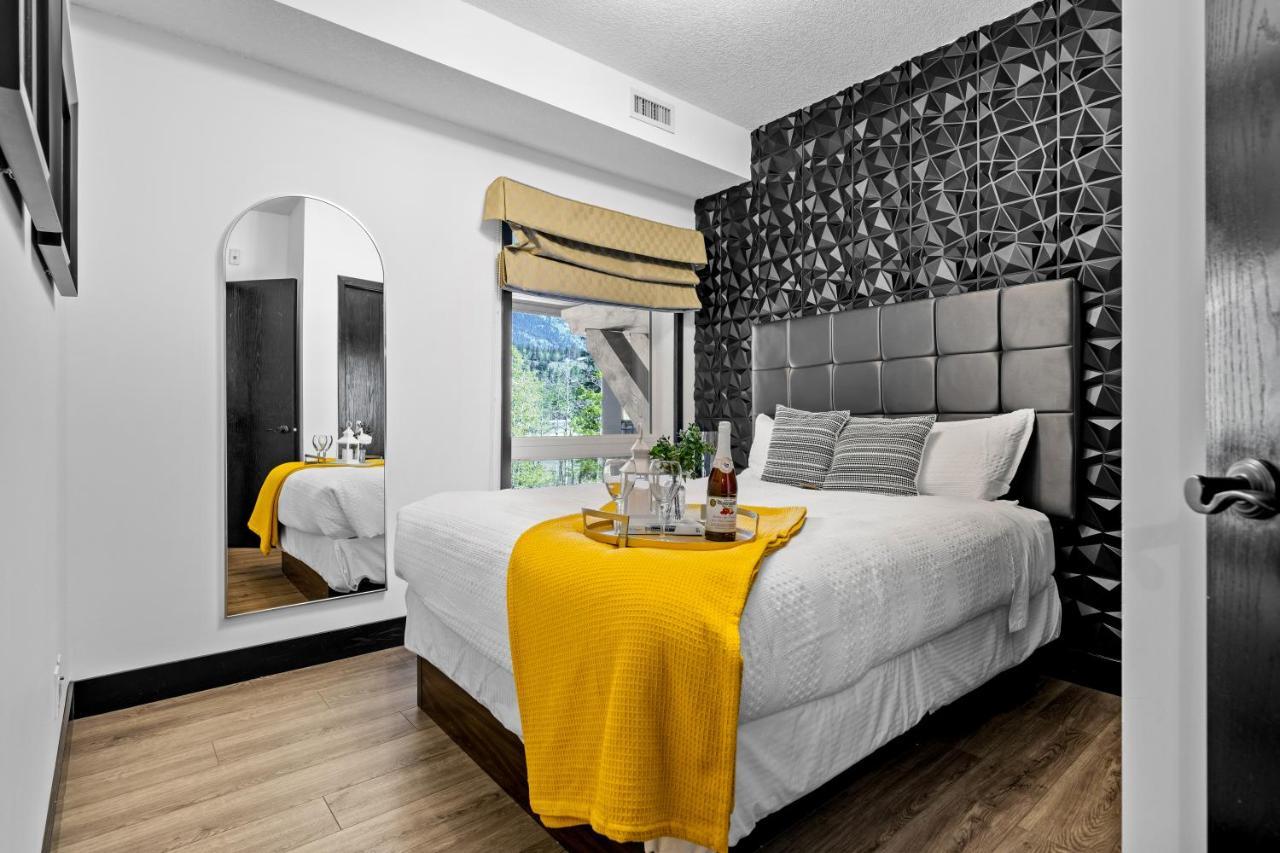 The Mountaineer By Instantsuites Pool & Hottub Кенмор Екстер'єр фото