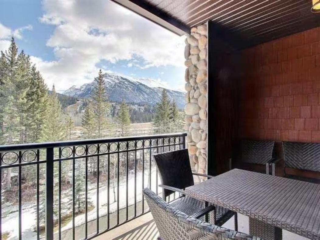 The Mountaineer By Instantsuites Pool & Hottub Кенмор Екстер'єр фото